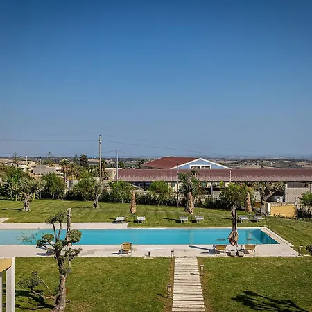 Shalamu Luxury * Rosolini