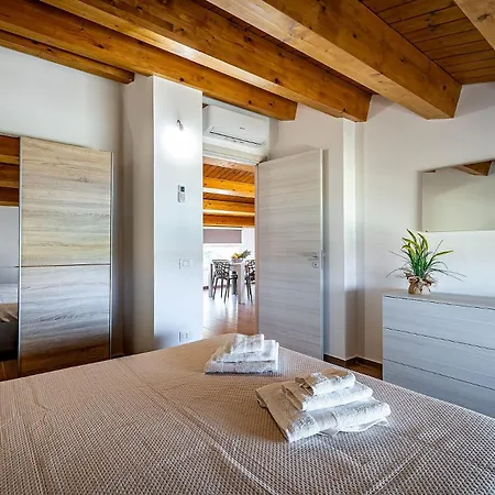 Shalamu Luxury Rosolini