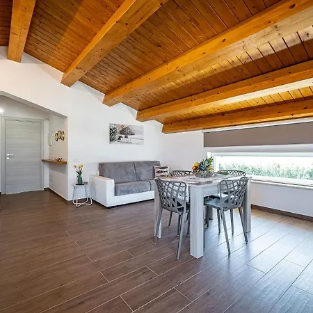 Shalamu Luxury アパート *