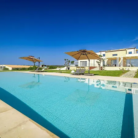 Shalamu Luxury アパート ロゾリーニ