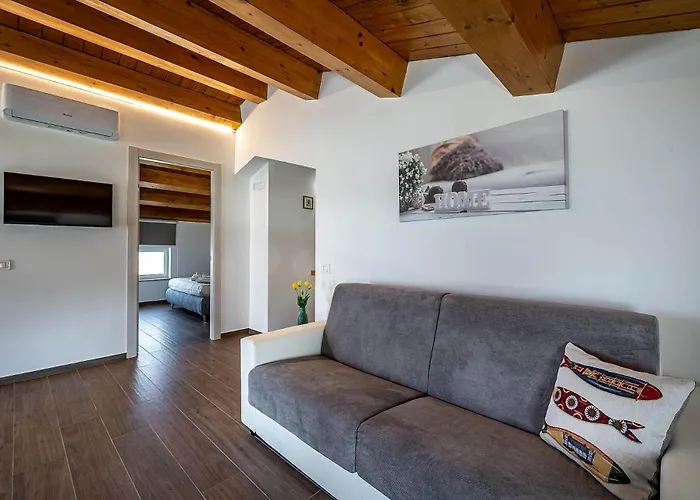 Shalamu Luxury 公寓